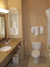 Hotel Best Western Plus The Woodlands photo 2