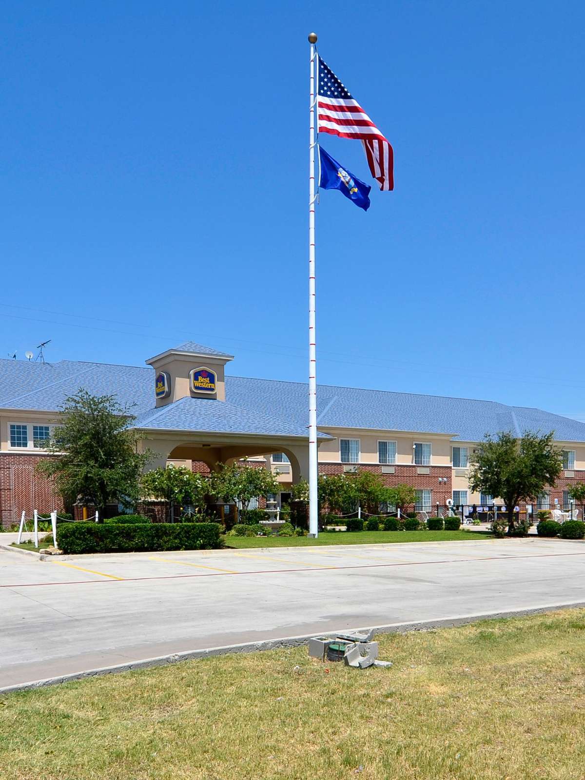 Hotel Best Western Fort Worth Inn & Suites photo 2