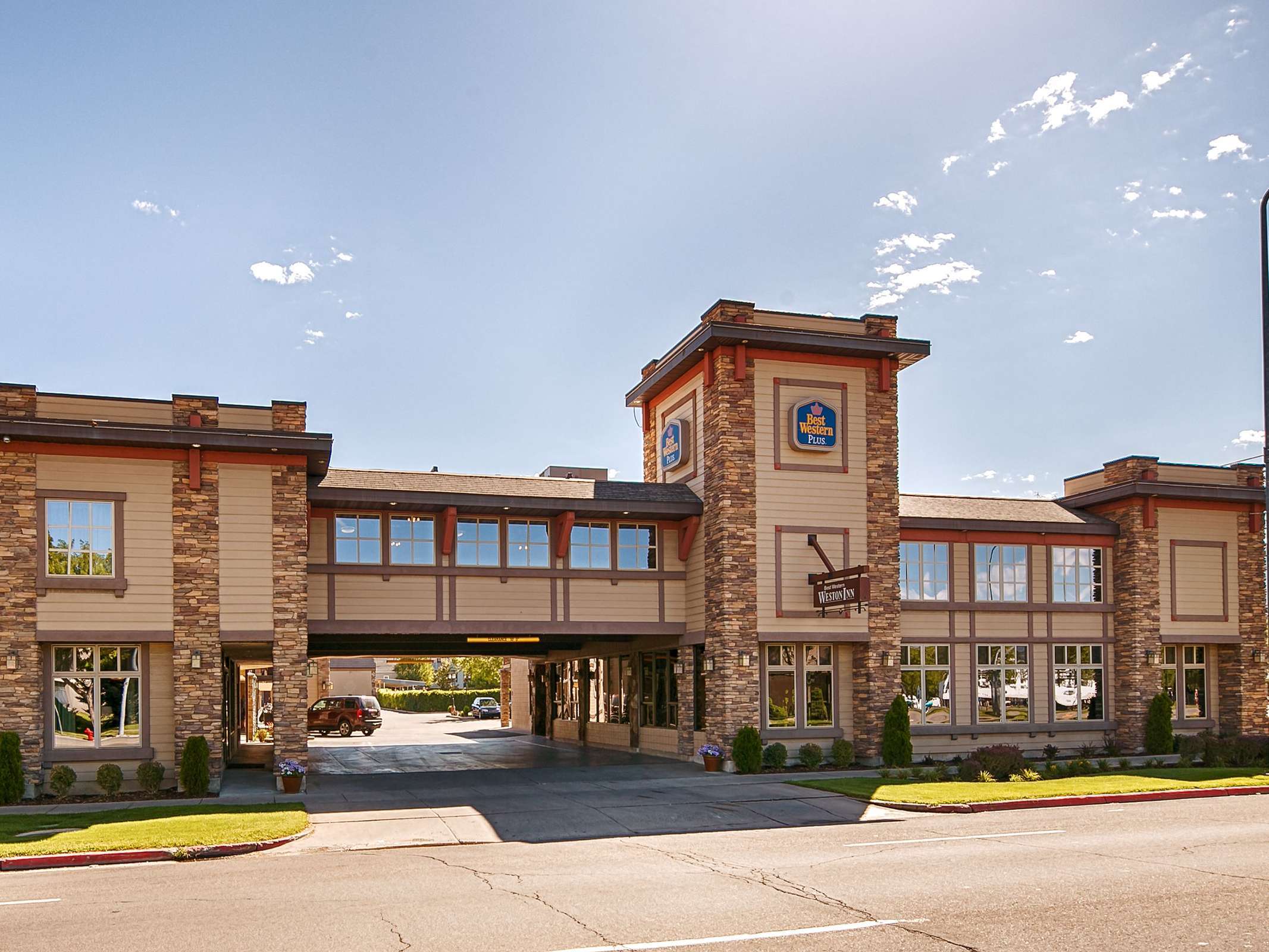Best Western Plus Weston Inn