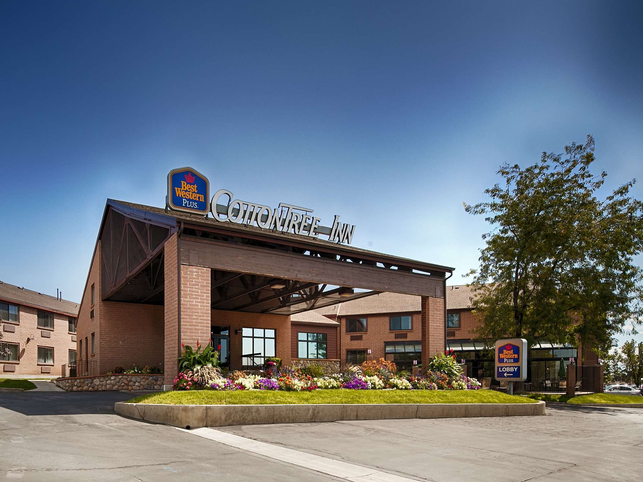 Best Western Plus CottonTree Inn