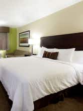 Hotel Best Western Plus CottonTree Inn photo 1