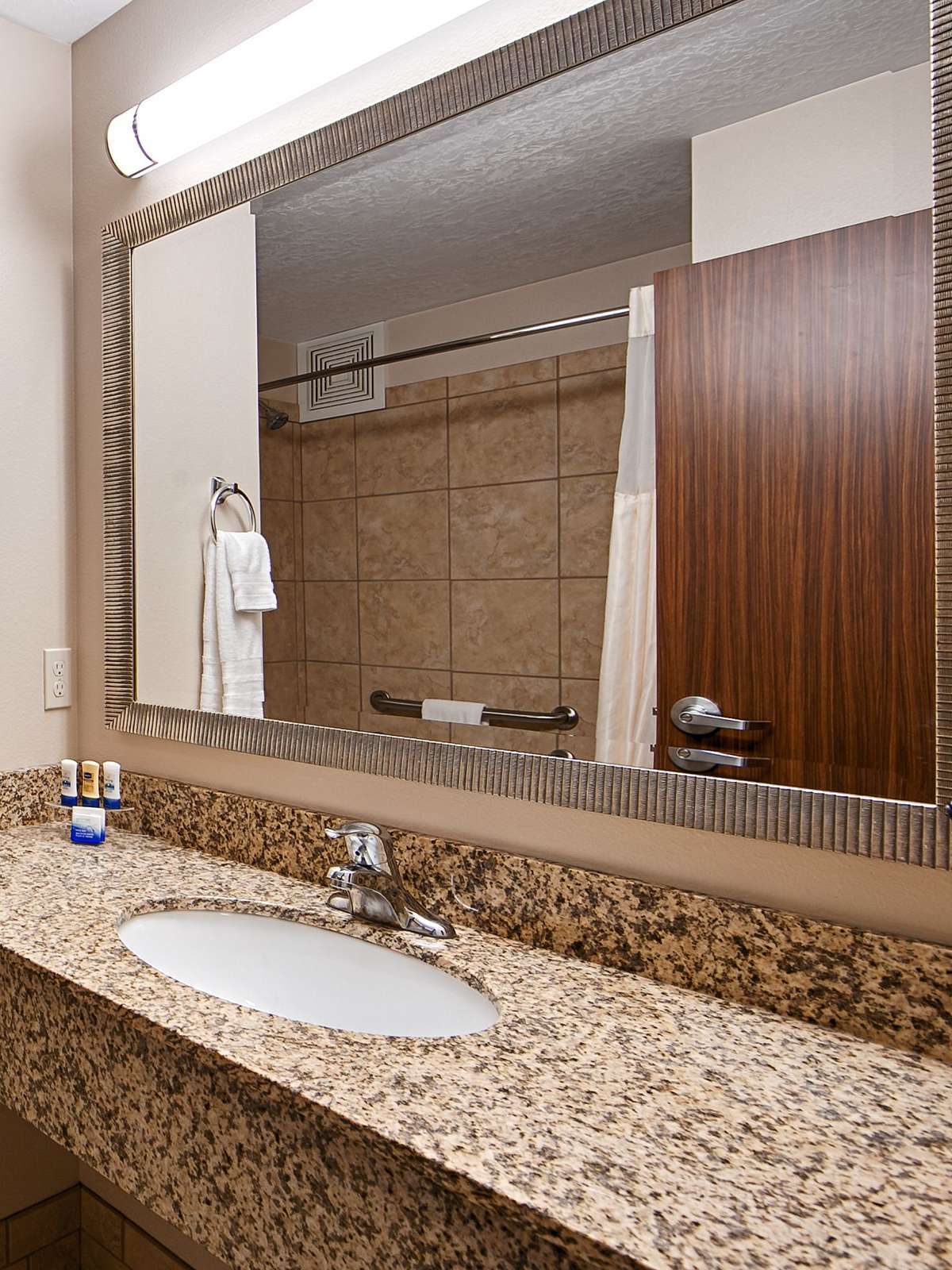 Hotel Best Western Plus Landmark Hotel photo 3