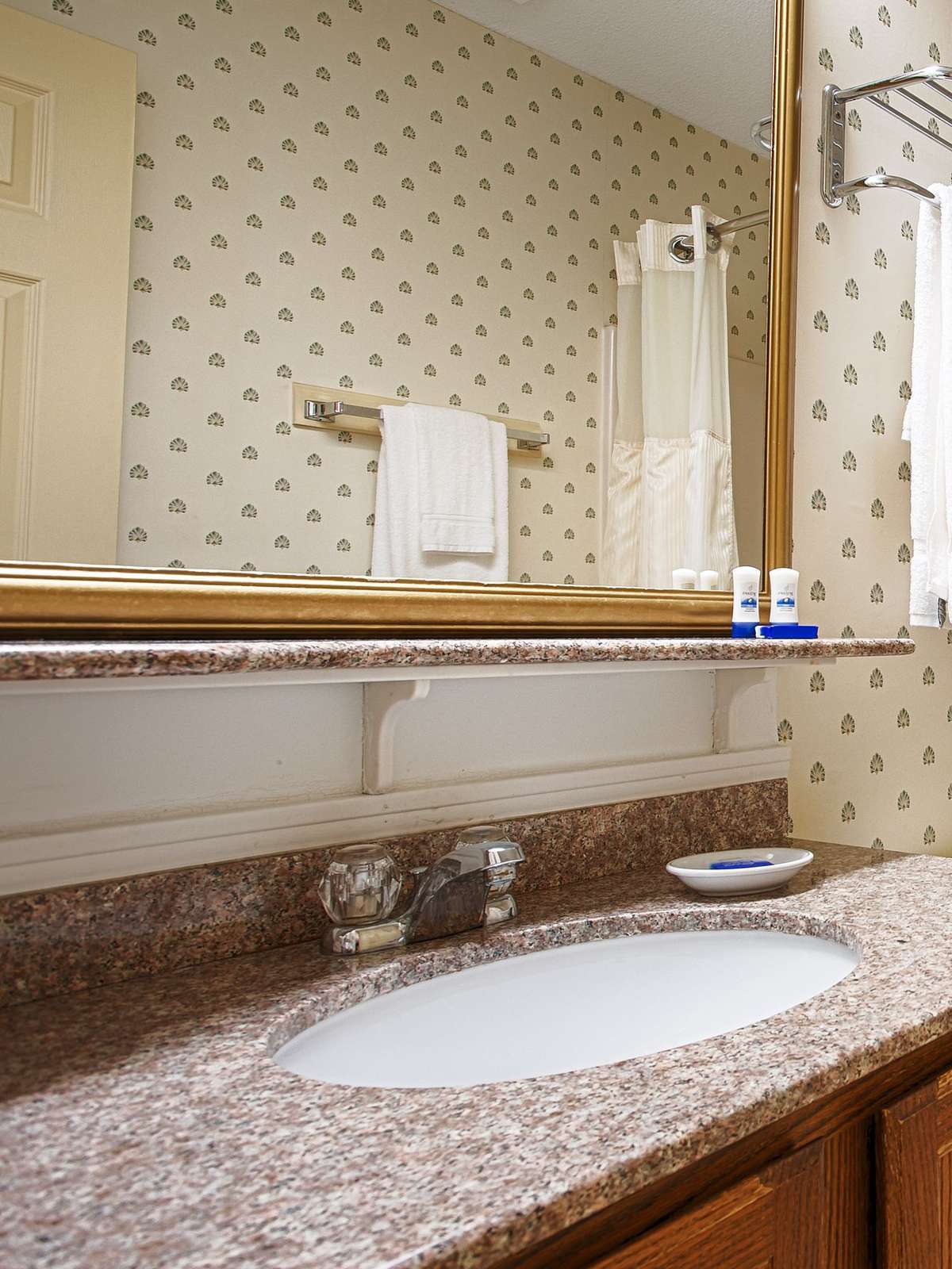 Hotel Best Western Inn & Suites Rutland-Killington photo 2