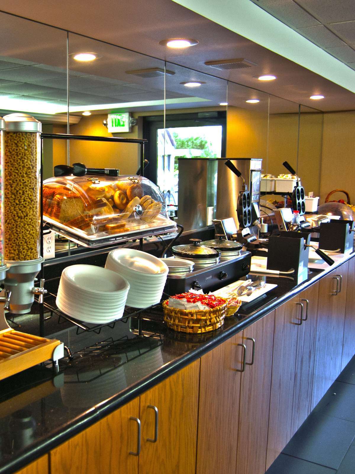 Hotel Best Western Town & Country Inn photo 2