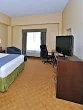 Hotel Best Western Plus Waynesboro Inn & Suites Conference Center photo 2