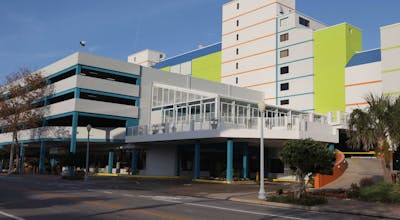 Best Western Plus Sandcastle Beachfront Hotel