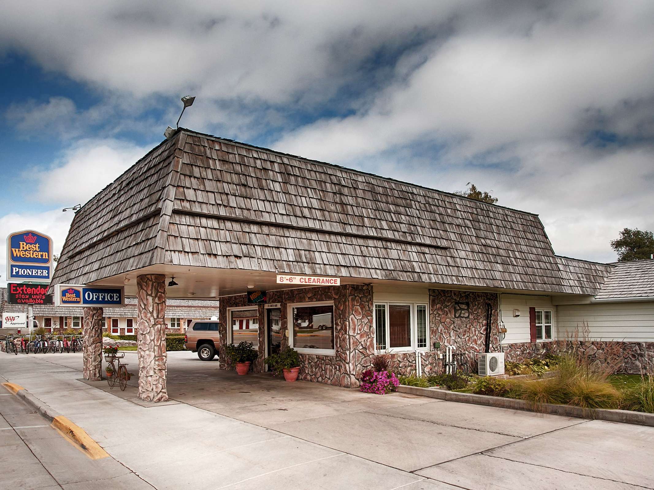 Best Western Pioneer