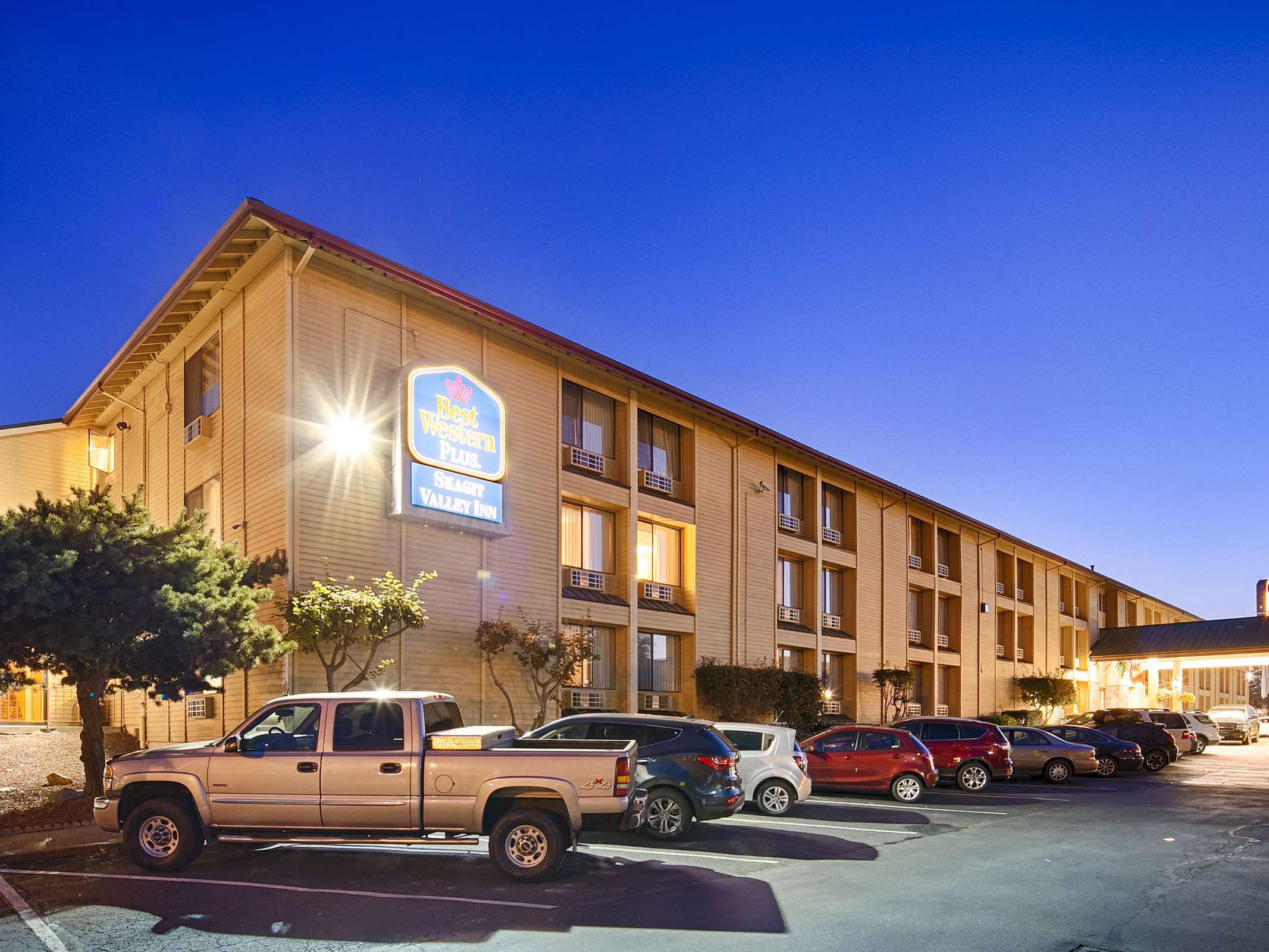Best Western Plus Skagit Valley Inn and Convention Center