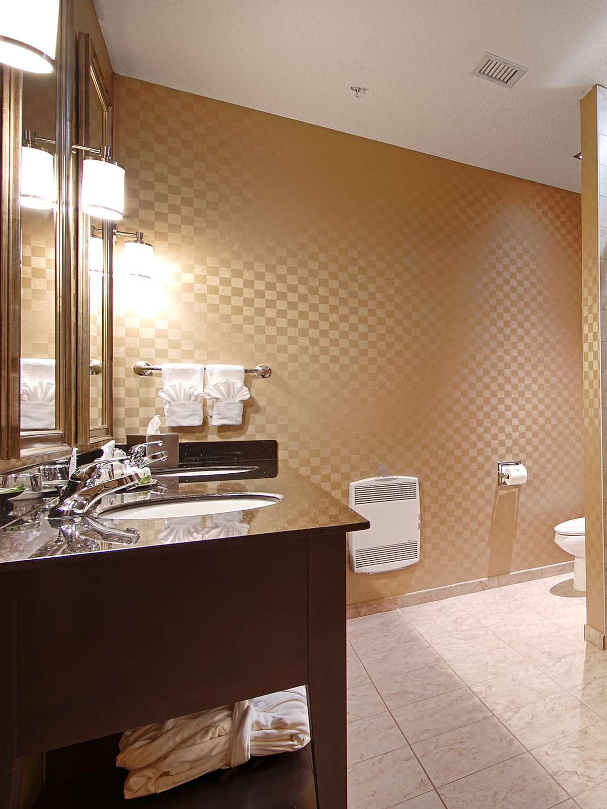 Hotel Best Western Sunrise Inn & Suites photo 3