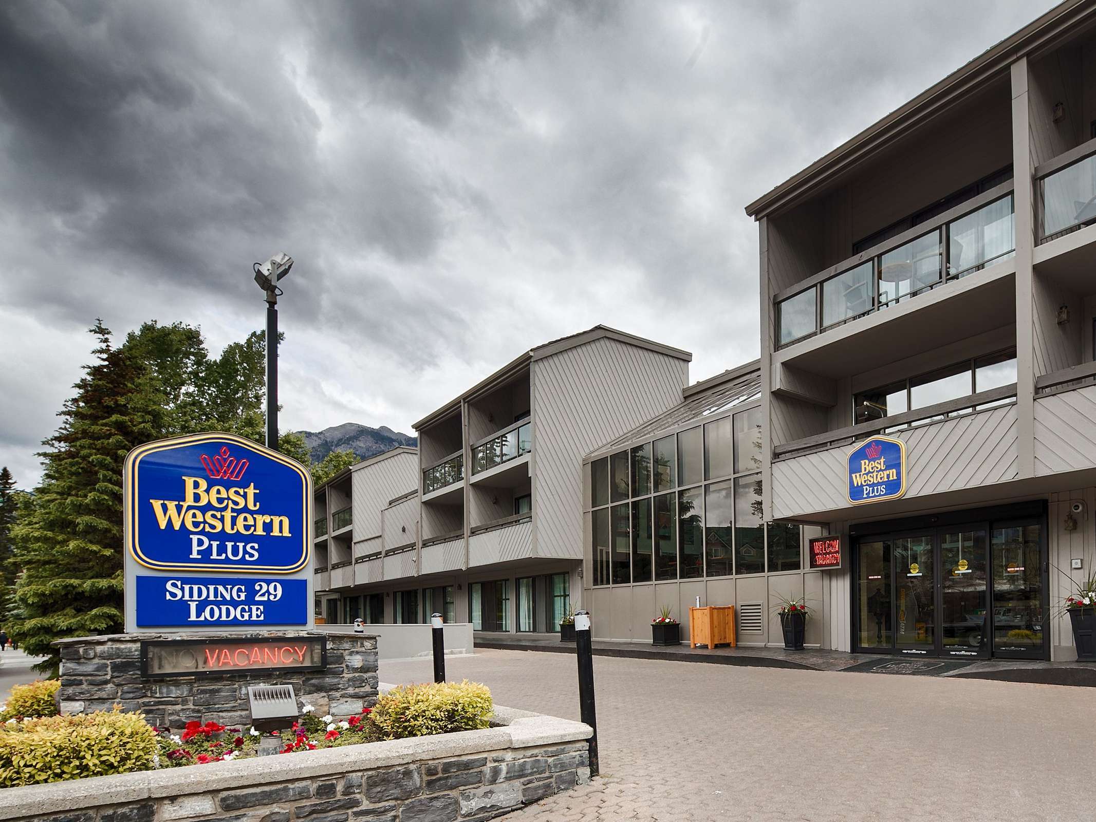 Best Western Plus Siding 29 Lodge