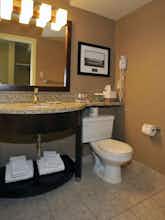 Hotel Best Western Premier Denham Inn & Suites photo 3
