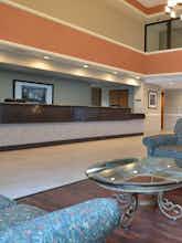 Hotel Best Western East Towne Suites photo 4