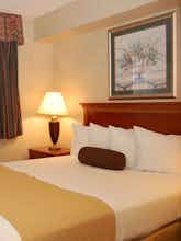 Hotel Best Western East Towne Suites photo 1