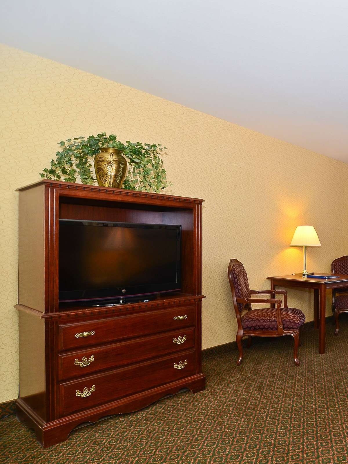 Hotel Best Western Plus Eau Claire Conference Center photo 2