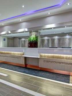 Hotel Best Western Plus Toronto North York Hotel & Suites photo 5