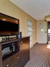 Hotel Best Western Plus Toronto North York Hotel & Suites photo 2