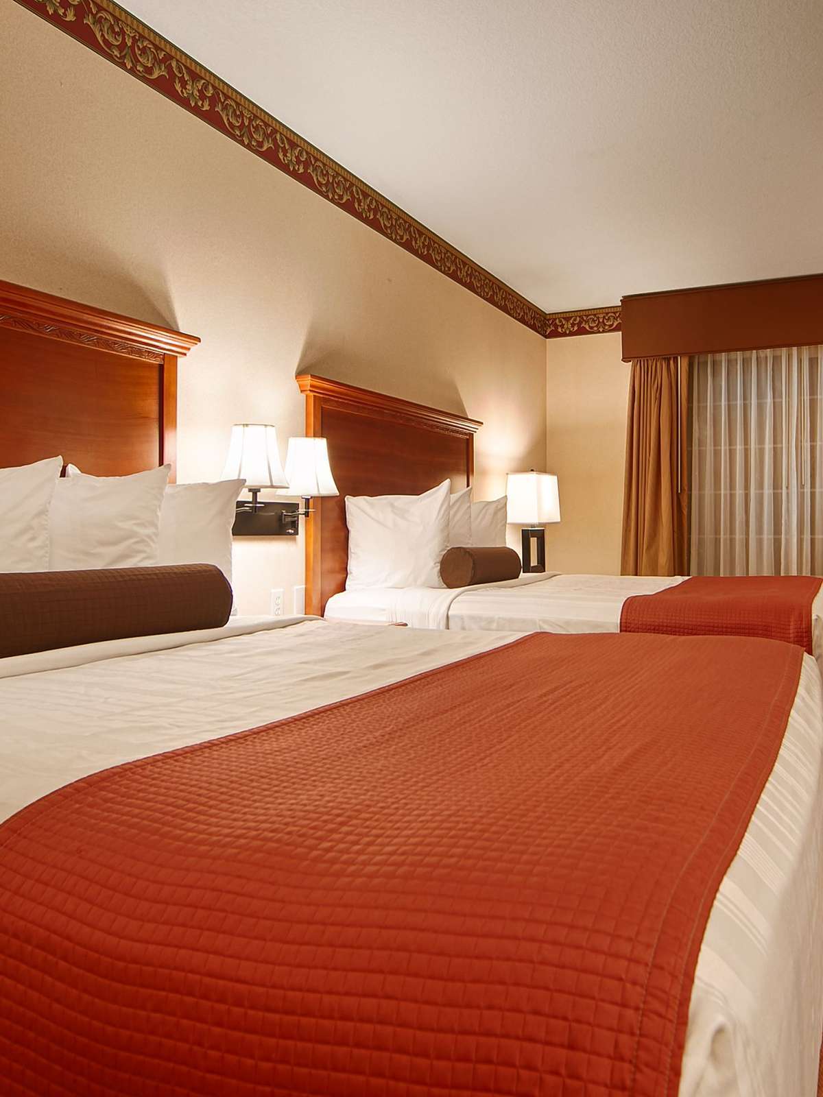 Hotel Best Western Plus Vancouver Mall Dr. Hotel & Suites photo 1