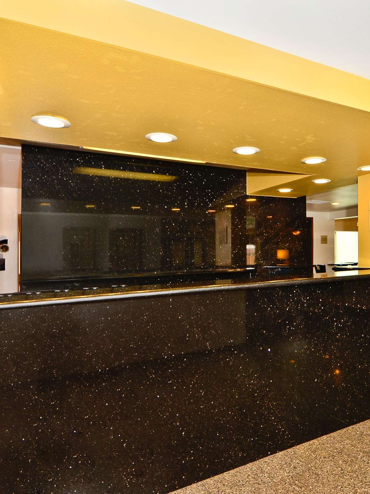 Hotel Best Western Chieftain Inn photo 5