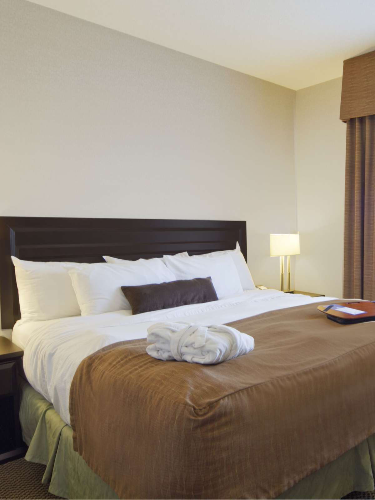 Hotel Best Western Plus The Inn at St. Albert photo 1