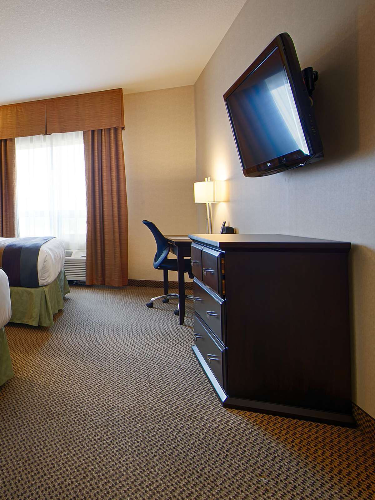 Hotel Best Western Plus The Inn at St. Albert photo 2