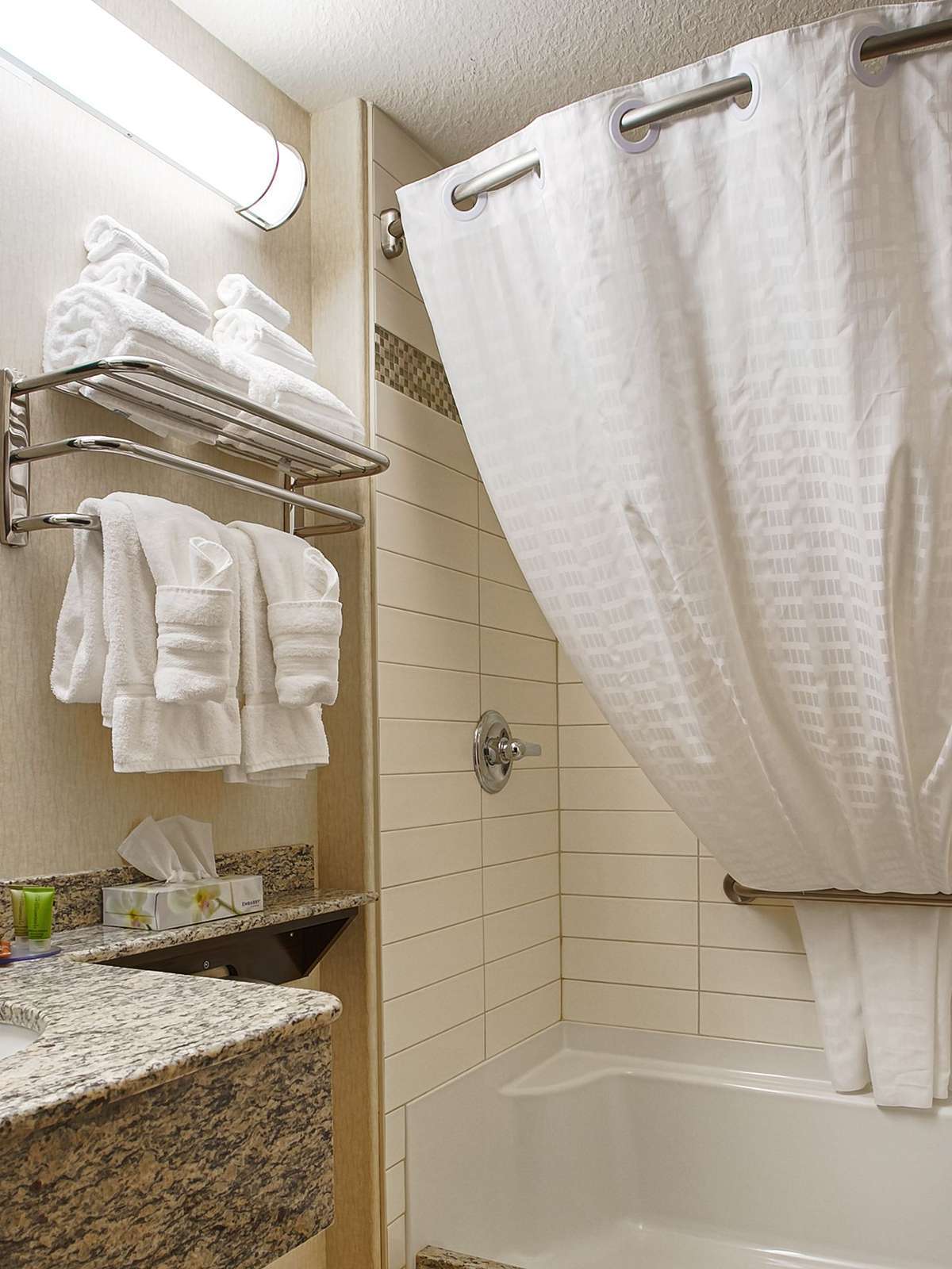 Hotel Best Western Plus The Inn at St. Albert photo 3