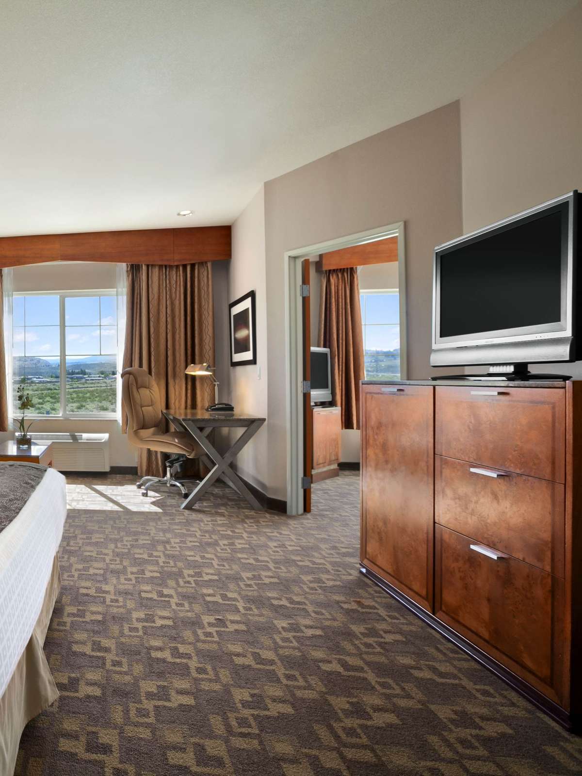 Hotel Best Western Plus Peppertree Inn at Omak photo 2