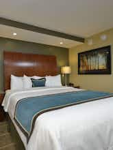 Hotel Best Western Premier Waterfront Hotel & Convention Center photo 1