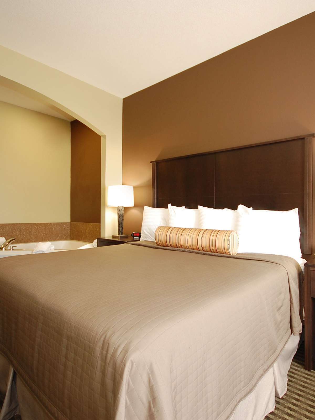 Hotel Best Western Plus Port of Camas-Washougal Convention Center photo 1