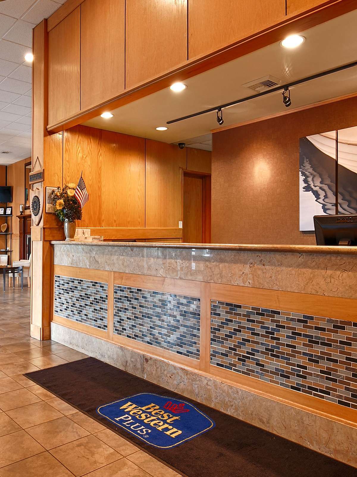 Hotel Best Western Plus Silverdale Beach Hotel photo 5