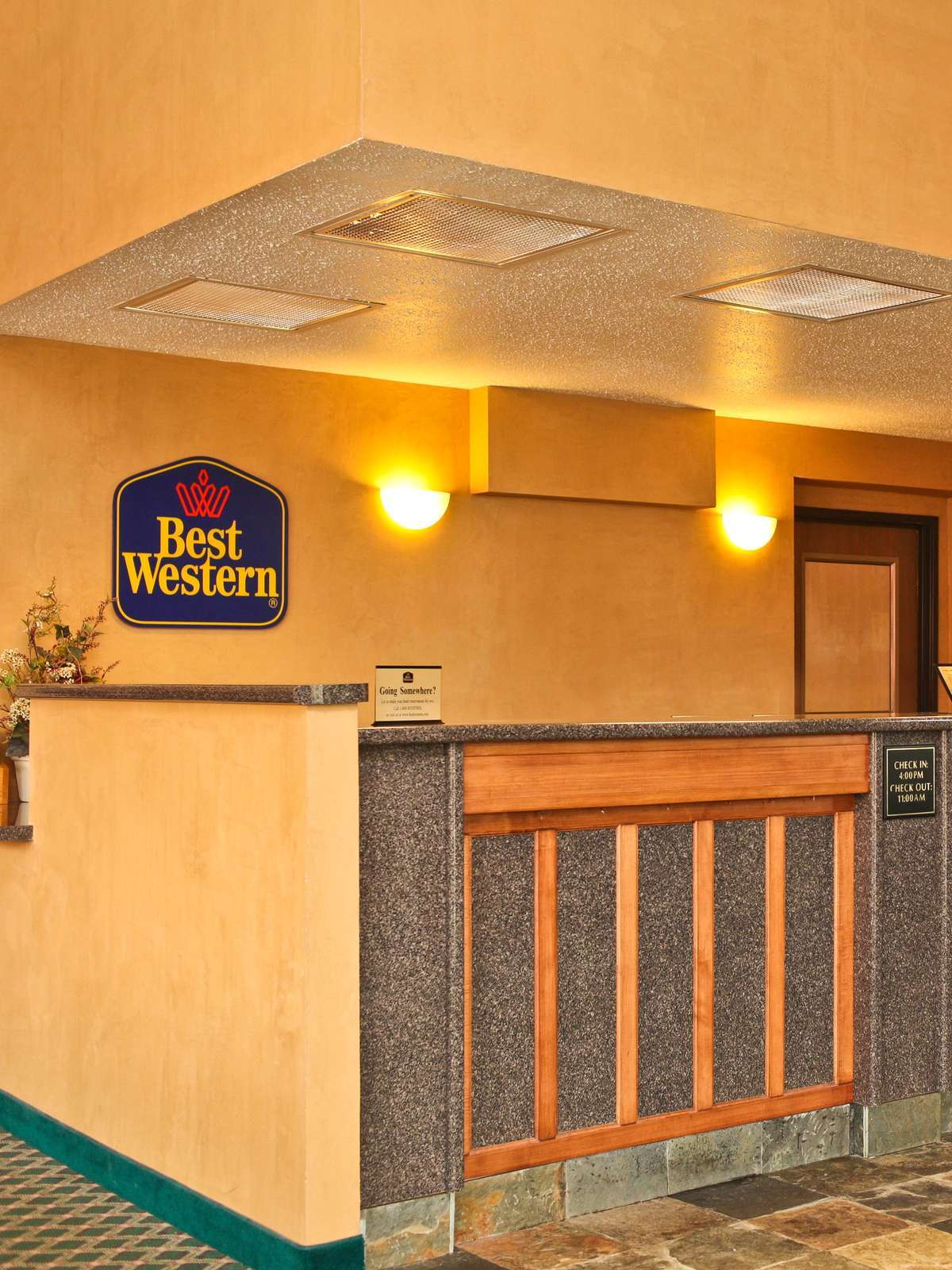 Hotel Best Western Ambassador Inn & Suites photo 5
