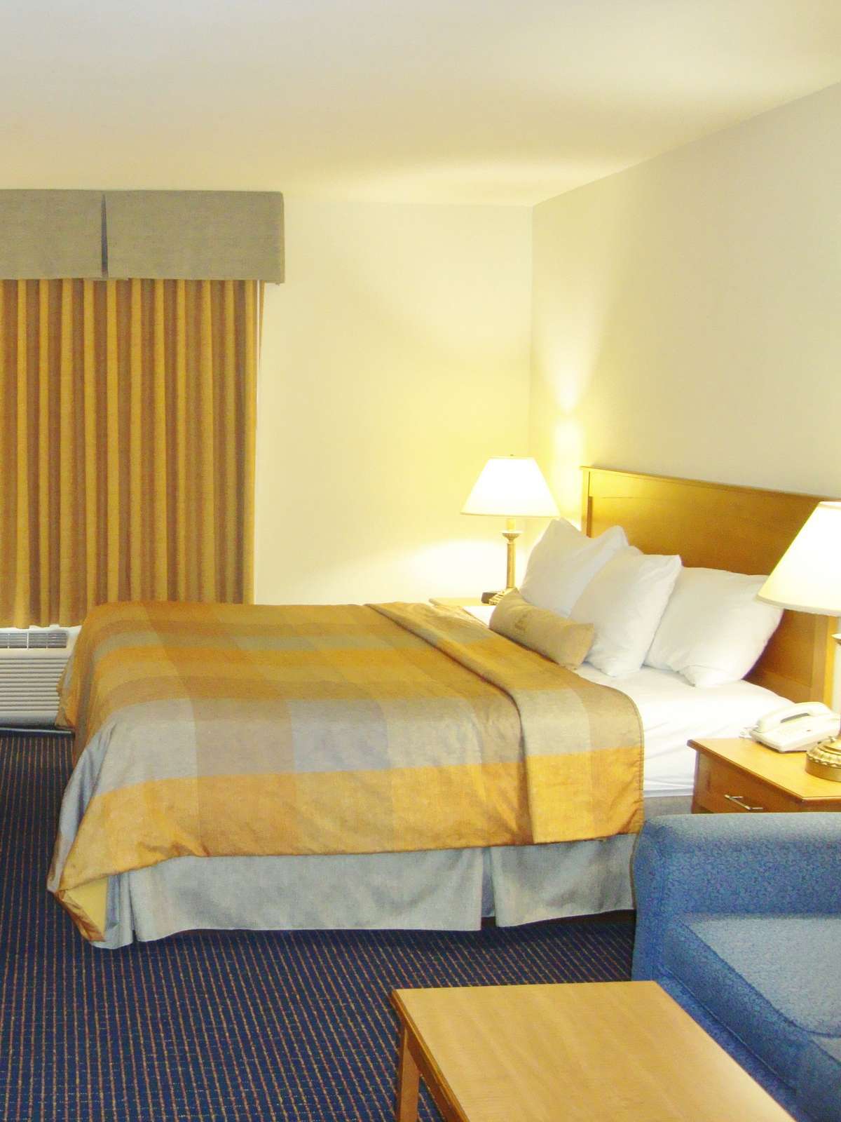 Best Western West Towne Suites