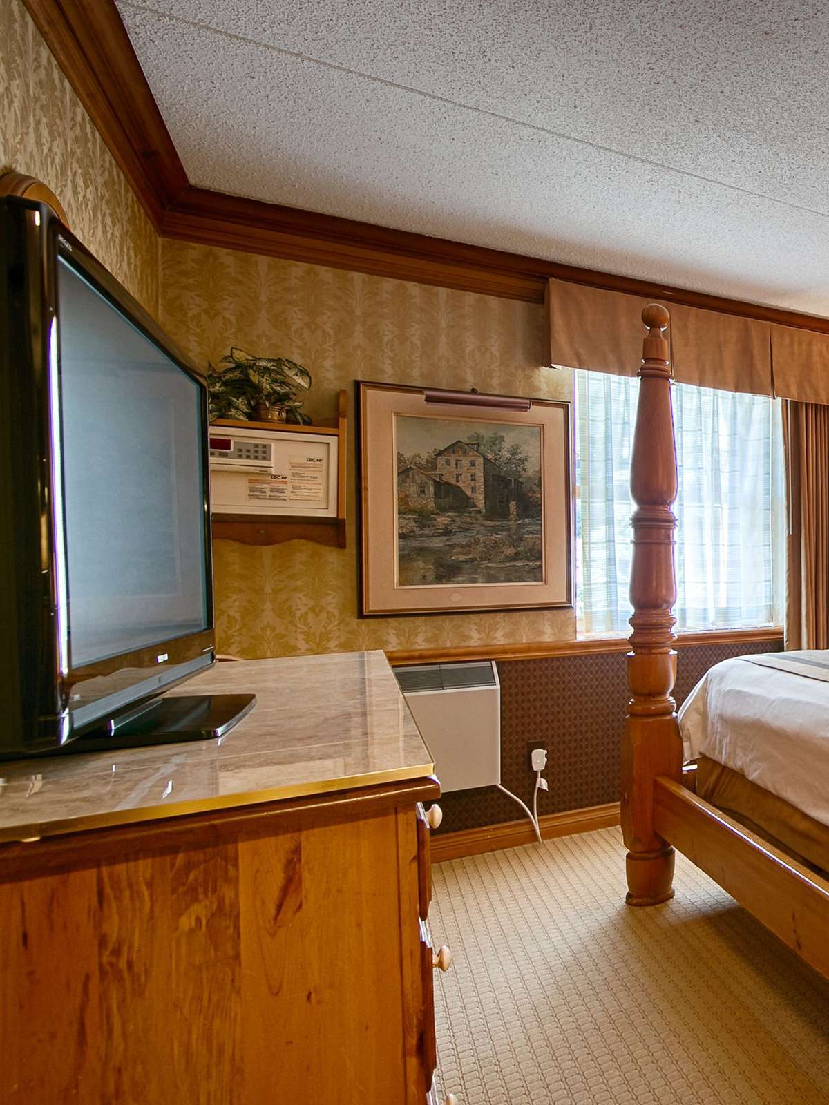 Hotel Best Western Fireside Inn photo 2