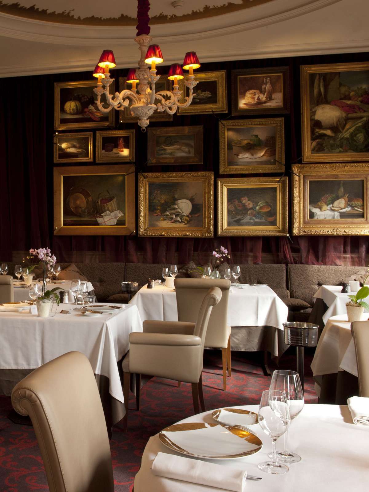 Hotel Hotel & Spa Le Grand Monarque, BW Premier Collection photo 5