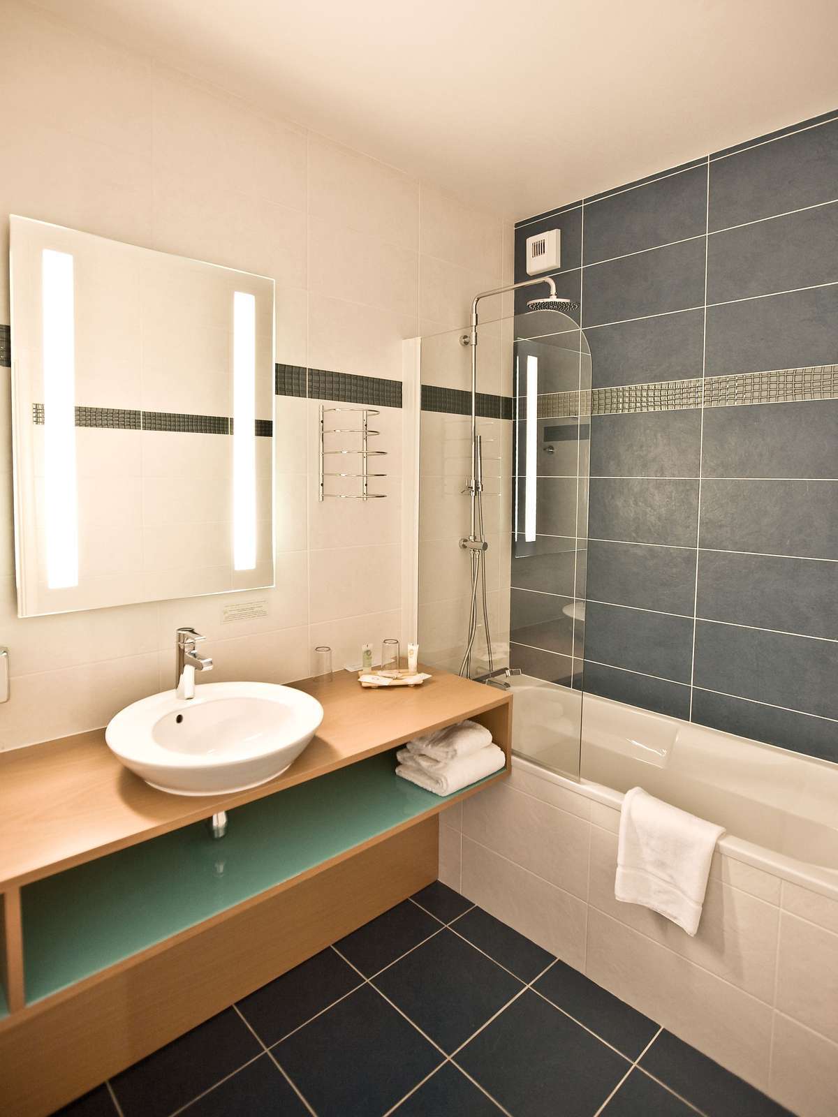 Hotel Best Western Plus Hotel de la Regate photo 3