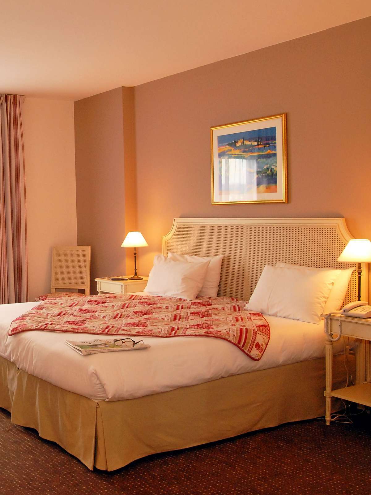Hotel Best Western Plus Hostellerie du Vallon photo 1