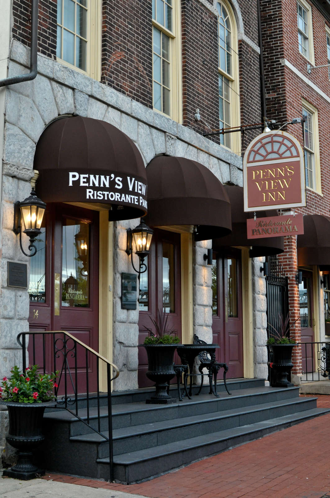 Penn's View Hotel