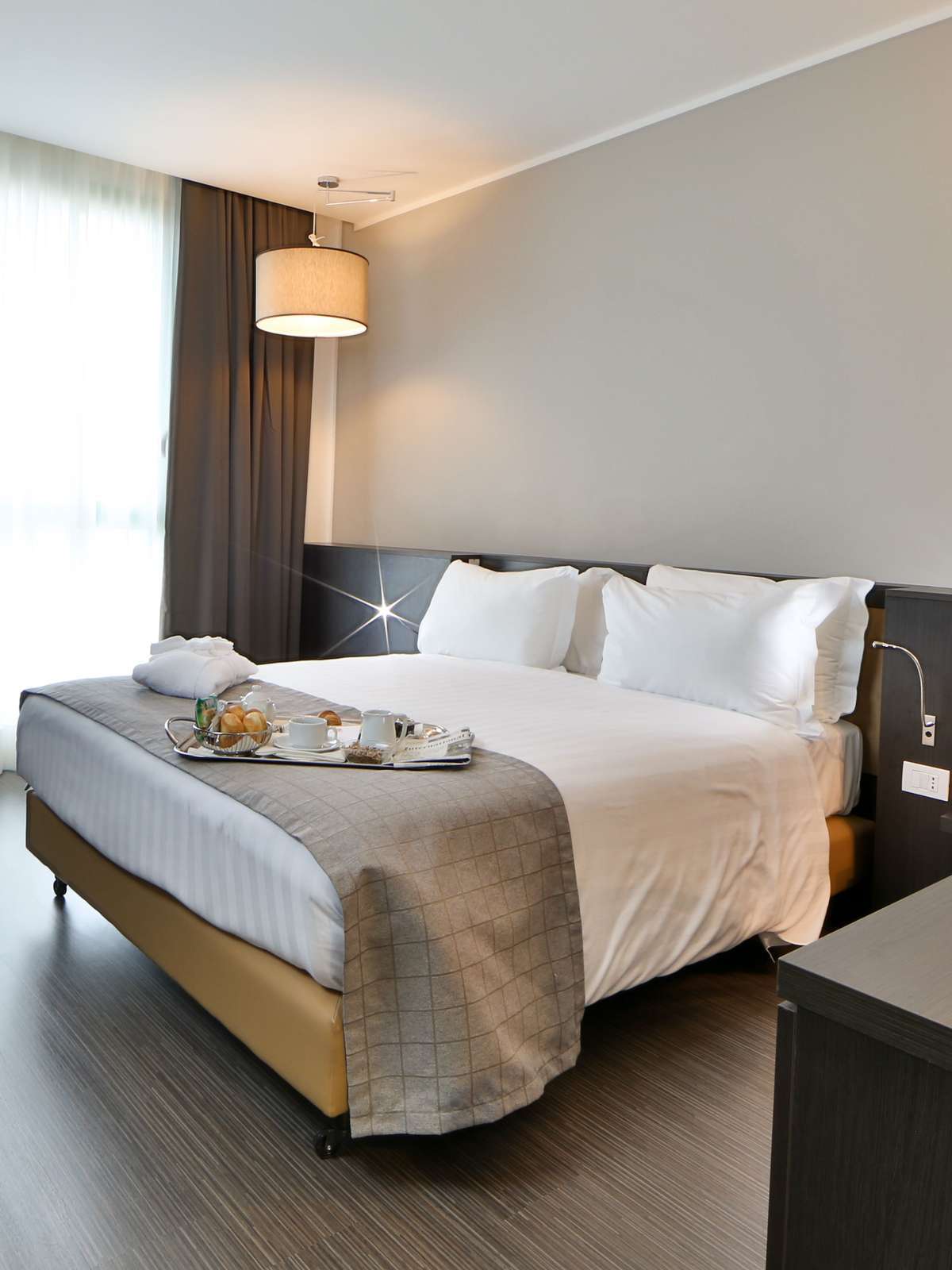 Hotel Best Western Premier CHC Airport photo 1