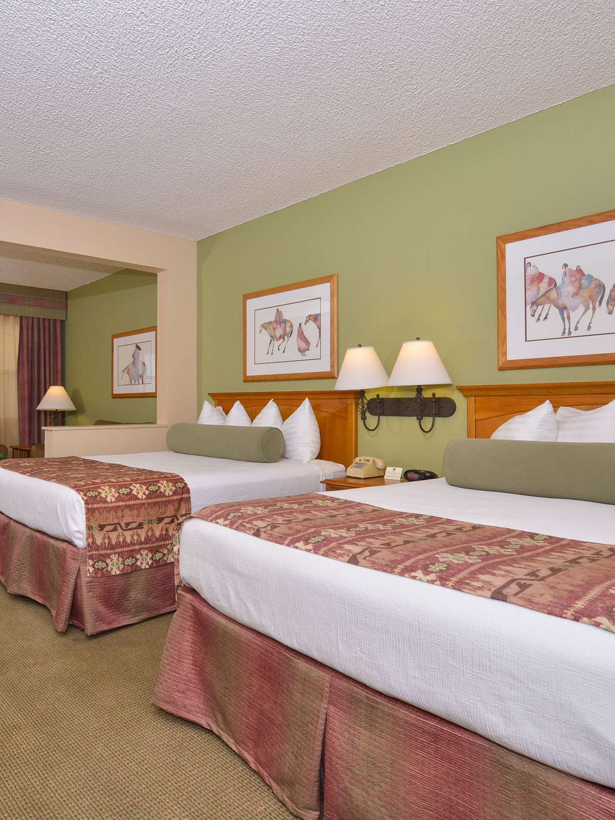 Hotel Best Western Plus King's Inn & Suites photo 1