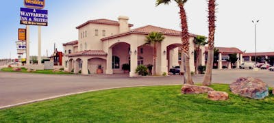 Best Western Plus A Wayfarer's Inn and Suites