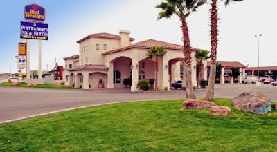 Best Western Plus A Wayfarer's Inn and Suites