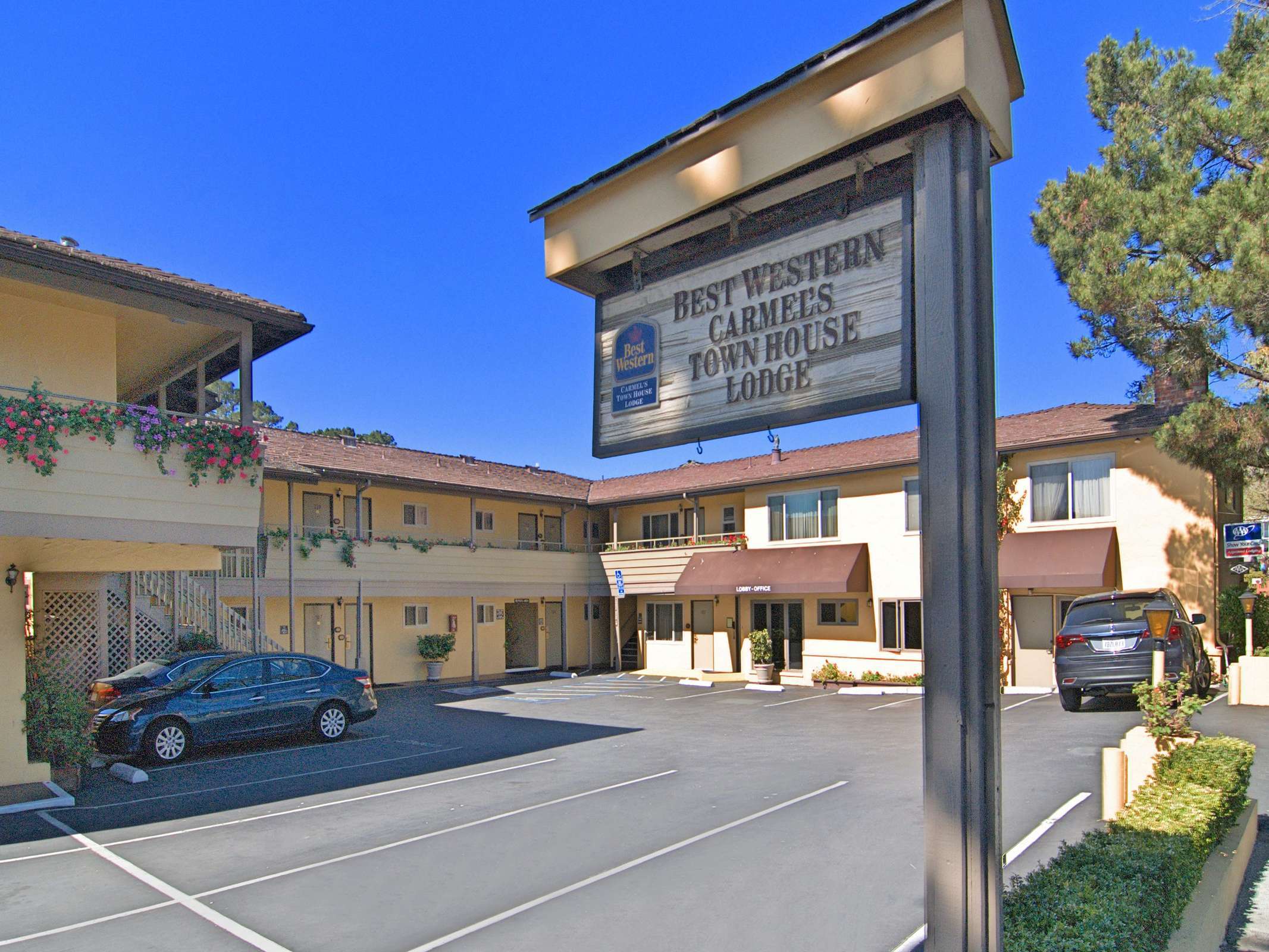 Best Western Carmel's Town House Lodge