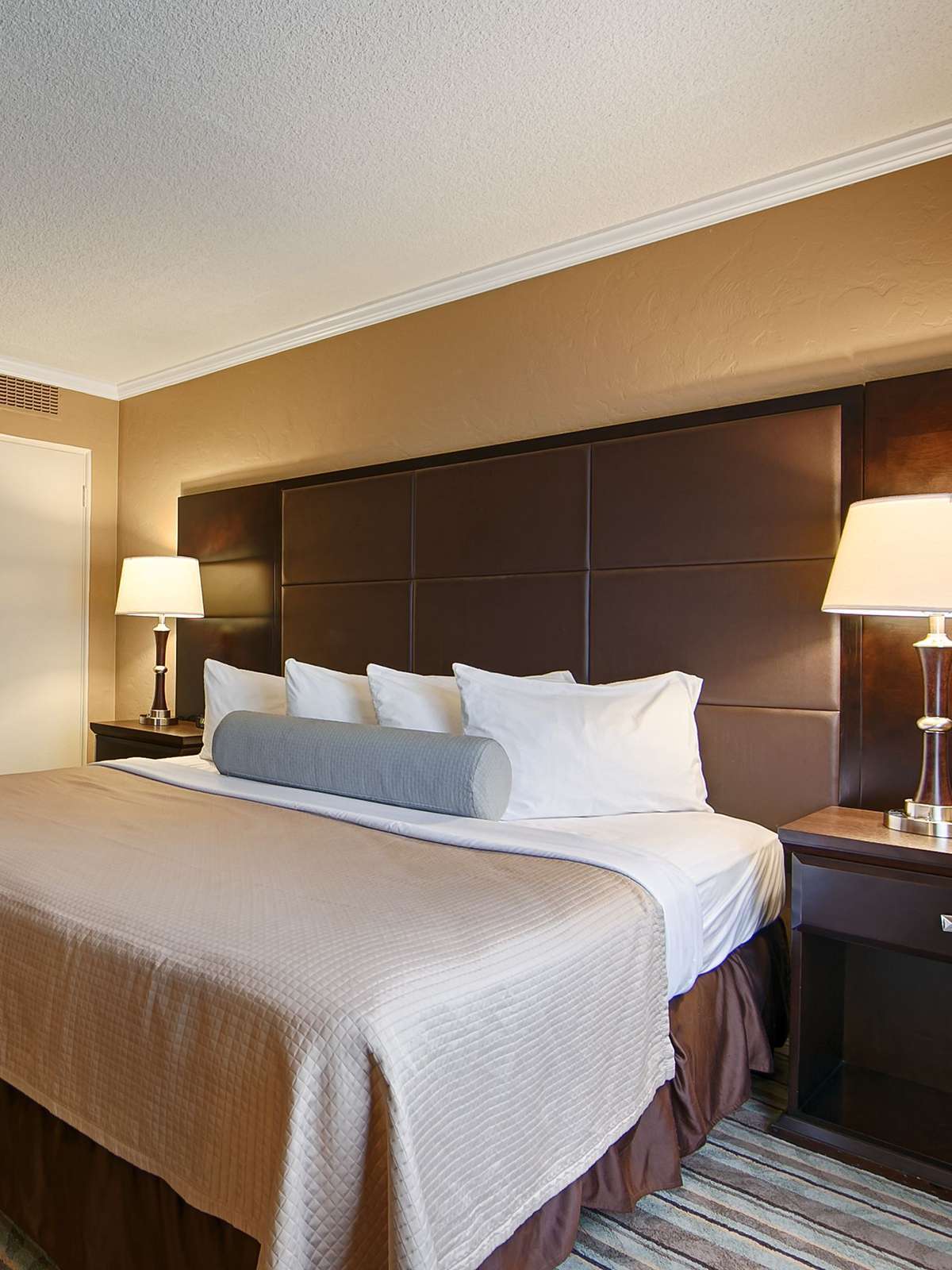 Hotel Best Western Carmel's Town House Lodge photo 1