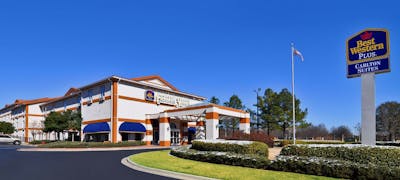 Best Western Carlton Suites
