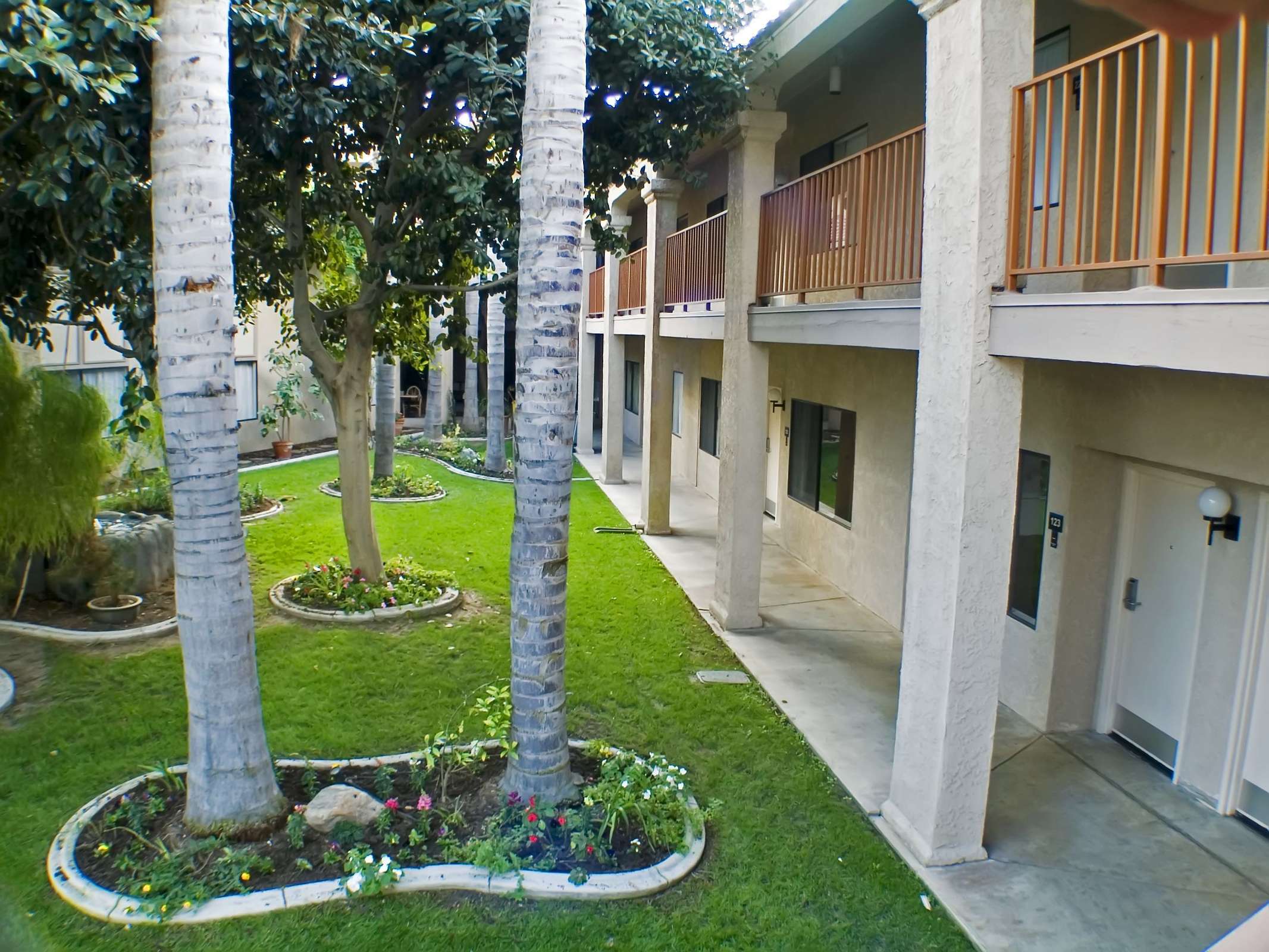 Best Western Diamond Bar Hotel & Suites