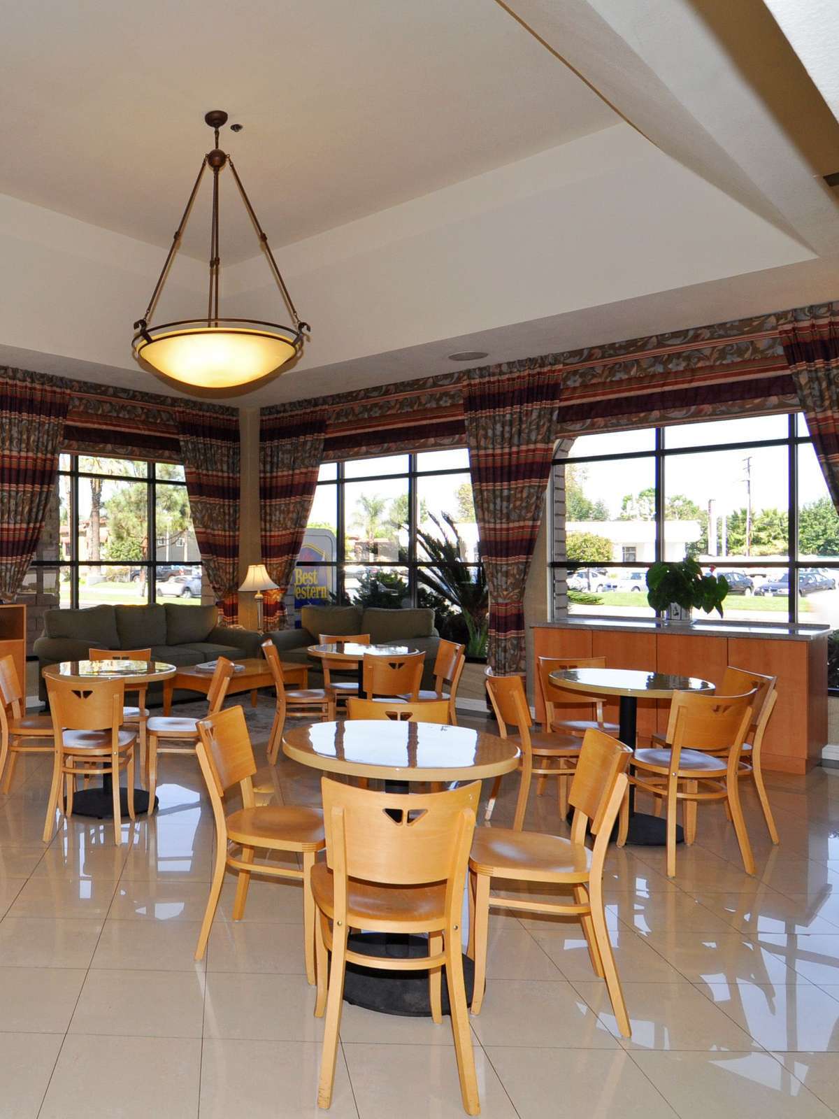Hotel Best Western Norwalk Inn photo 3