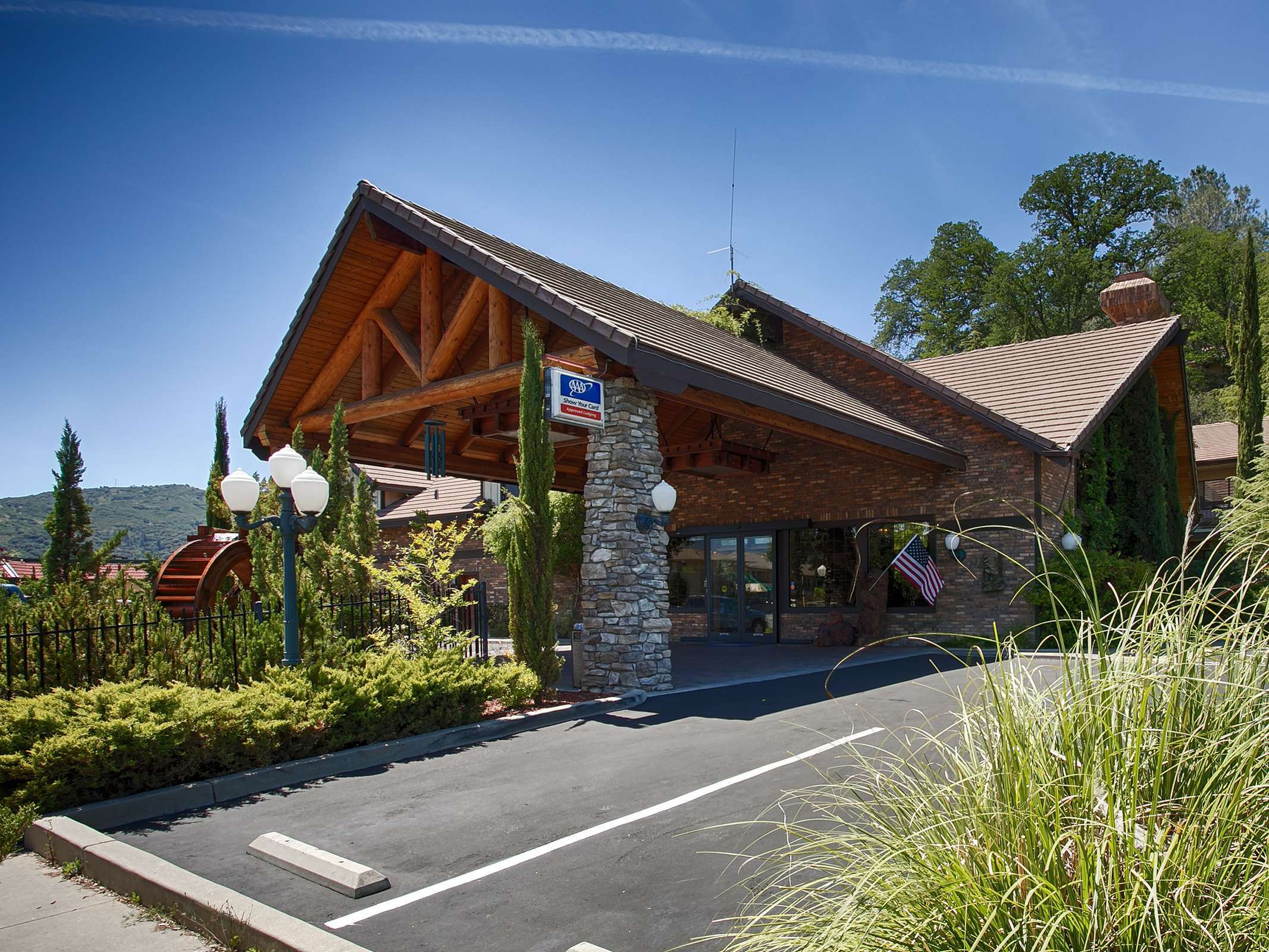 Best Western Plus Yosemite Gateway Inn