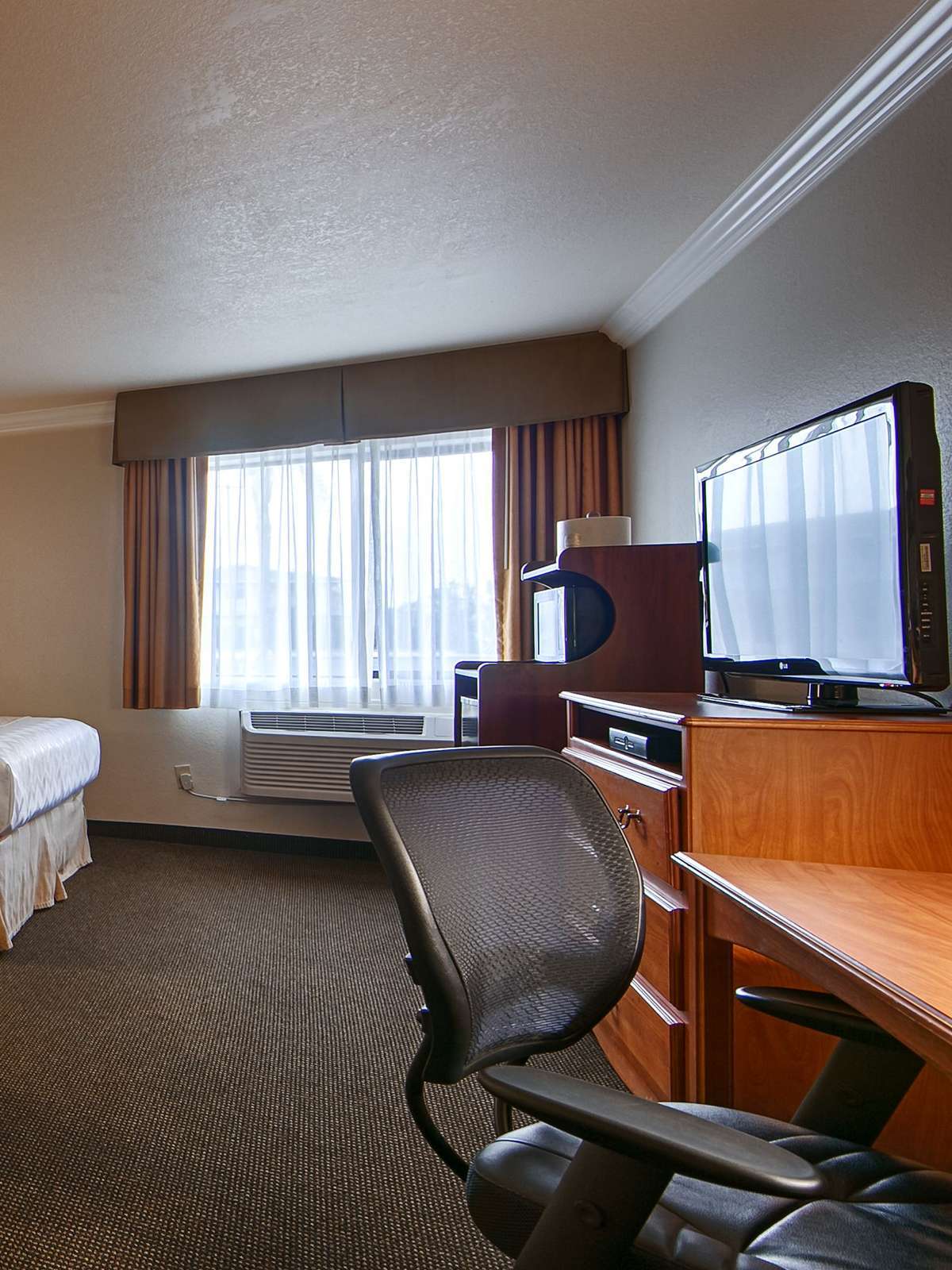 Hotel Best Western Town & Country Lodge photo 2