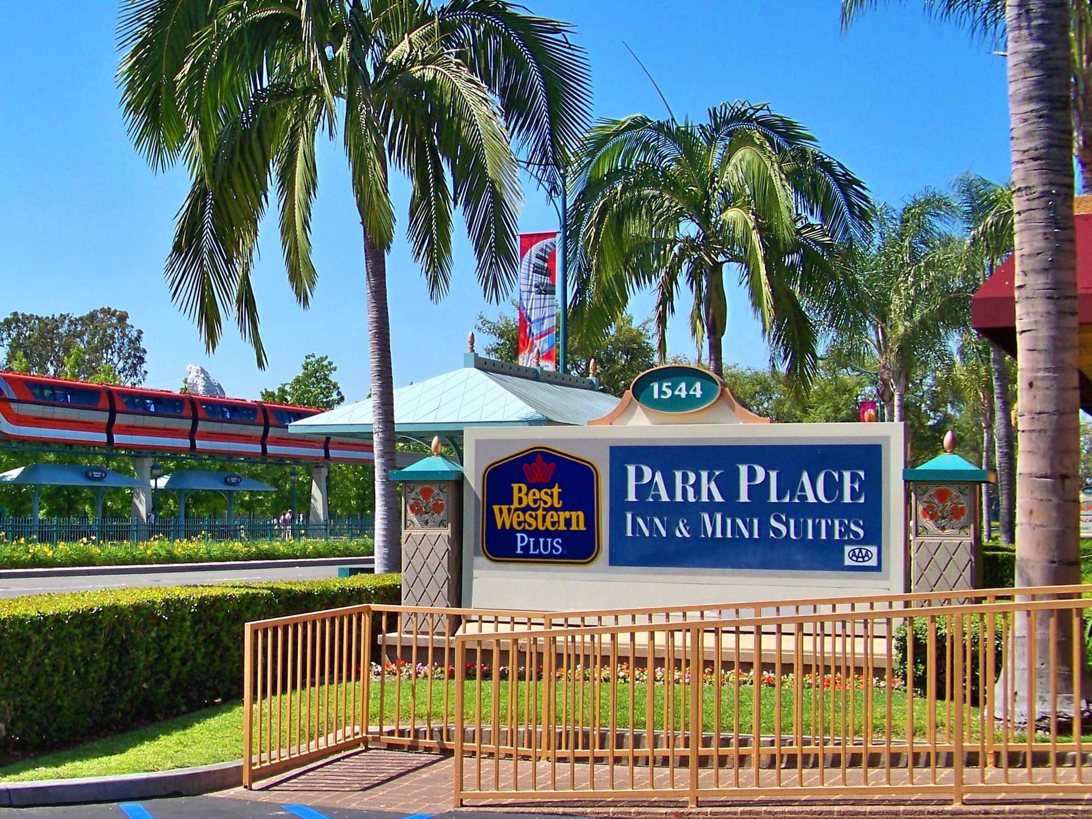 Best Western Plus Park Place Inn - Mini Suites