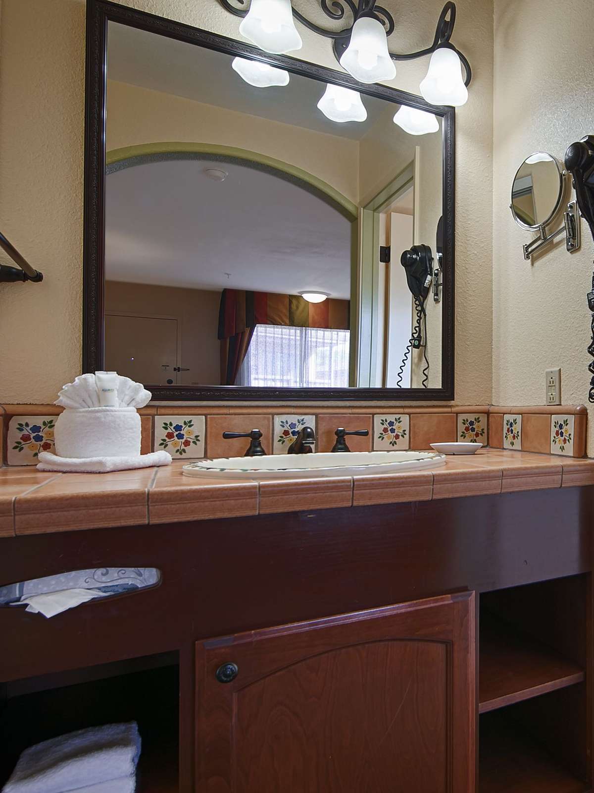 Hotel Best Western Rose Garden Inn photo 3
