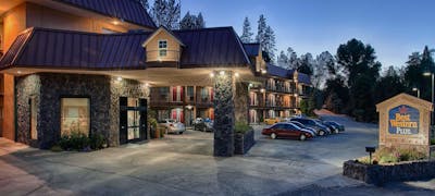Best Western Plus Yosemite Way Station Motel